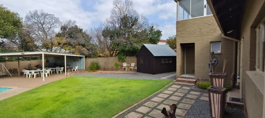 5 Bedroom Property for Sale in Pellissier Free State